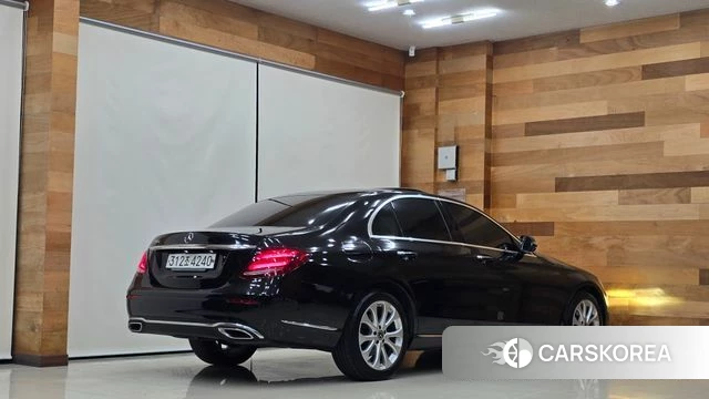 Mercedes-Benz E-Class W213 id 4180269 из Кореи 12