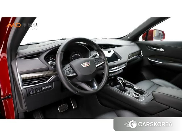 Cadillac XT4 2023 Красный из Китая, фото 2