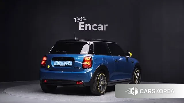 Mini Cooper Electric id 3751620 из Кореи 12