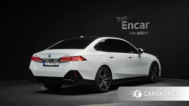 BMW 5 Series (G60) id 4194287 из Кореи 12