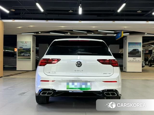 Volkswagen Golf 2024 Белый из Китая, фото 6