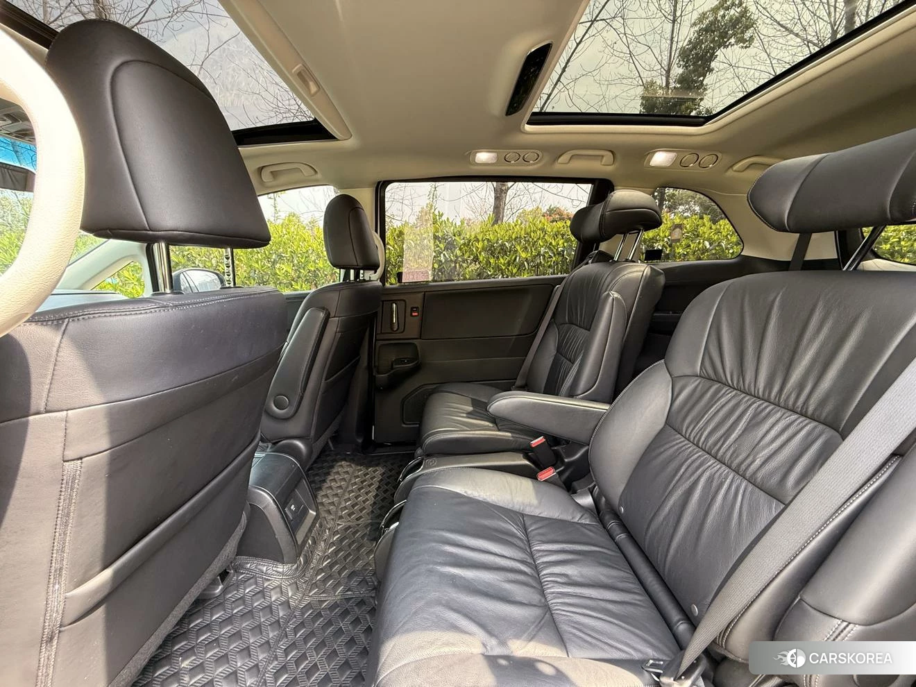 Honda Odyssey 2021 Белый из Китая, фото 2
