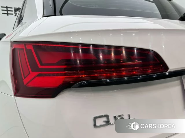 Audi Q5L id 3908267 из Китая 12