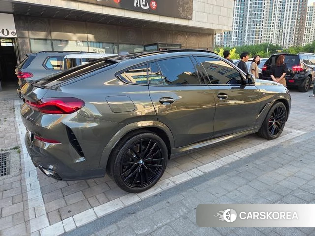 BMW X6 (G06) 2025 Цвет тростника из Кореи, фото 2