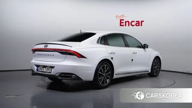 Hyundai The New Grandeur IG id 2998464 из Кореи 12