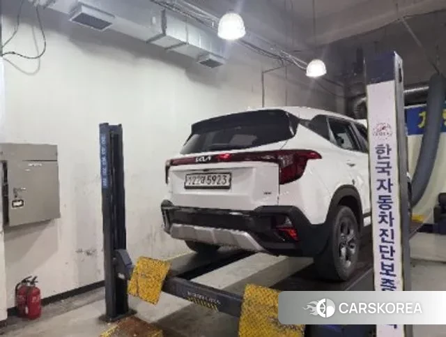 Kia The New Seltos 2023 Белый из Кореи, фото 2