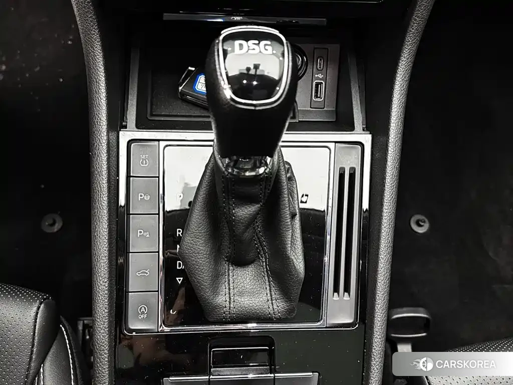 Skoda Superb id 4617040 из Китая 12