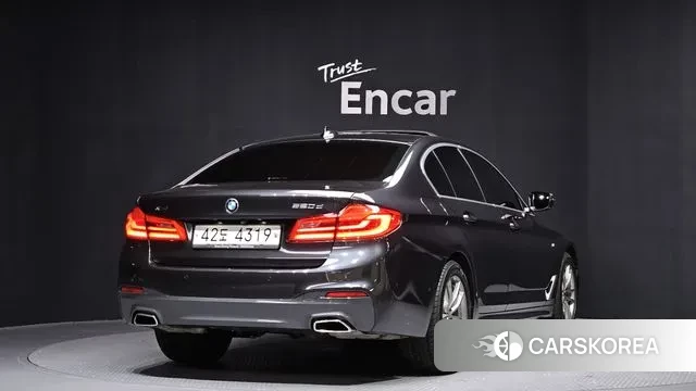 BMW 5 Series (G30) id 3455214 из Кореи 12