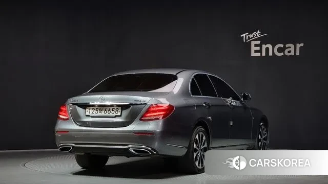 Mercedes-Benz E-Class W213 id 3312705 из Кореи 12