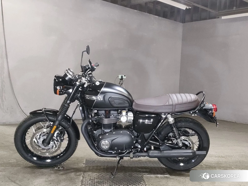 Проданный OTHER TRIUMPH T120 BONNEVILLE 2022 из Японии, фото 2