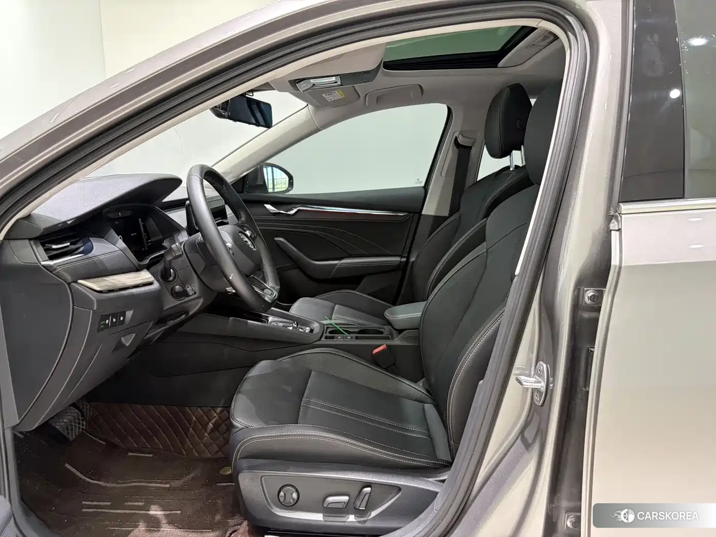 Skoda Octavia id 4669381 из Китая 9