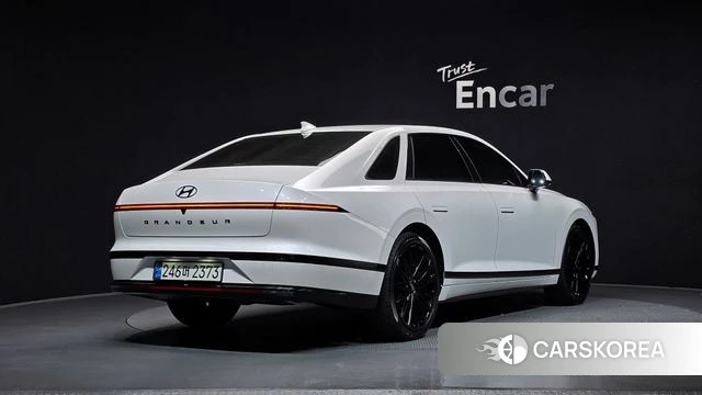 Hyundai Grandeur Hybrid (GN7) id 3963935 из Кореи 12