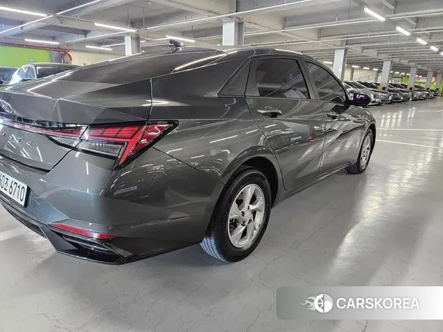 Hyundai Avante (CN7) id 3443693 из Кореи 9