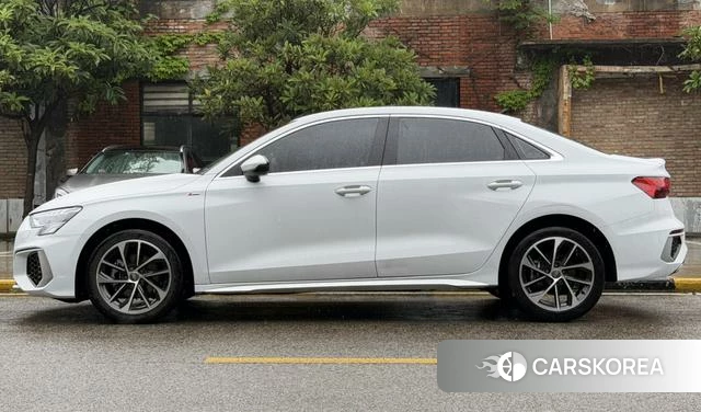 Audi A3 2021 Белый из Китая, фото 2