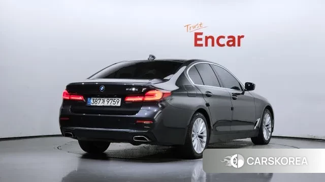 BMW 5 Series (G30) id 2994773 из Кореи 12