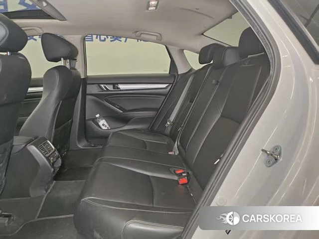 Honda Accord 2021 Белый из Китая, фото 4
