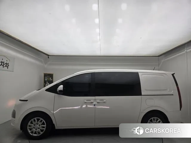 Hyundai Staria id 3644036 из Кореи 9