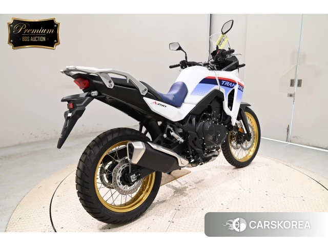 Проданный Honda TRANSALP XL750 2024 из Японии, фото 2