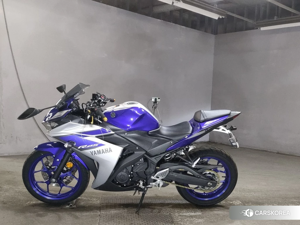 Проданный Yamaha YZF-R25 2014 из Японии