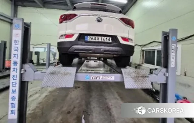 Ssangyong Beautiful Korando 2021 Белый из Кореи, фото 2