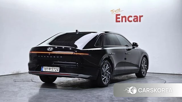 Hyundai Grandeur (GN7) id 3838461 из Кореи 12