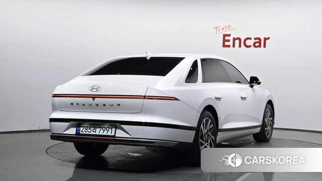 Hyundai Grandeur Hybrid (GN7) id 4394311 из Кореи 12
