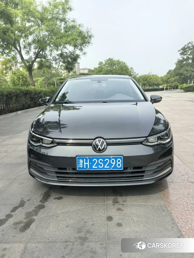 Volkswagen Golf 2023 Черный из Китая, фото 2