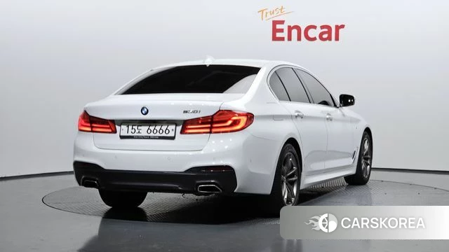 BMW 5 Series (G30) id 3943053 из Кореи 12