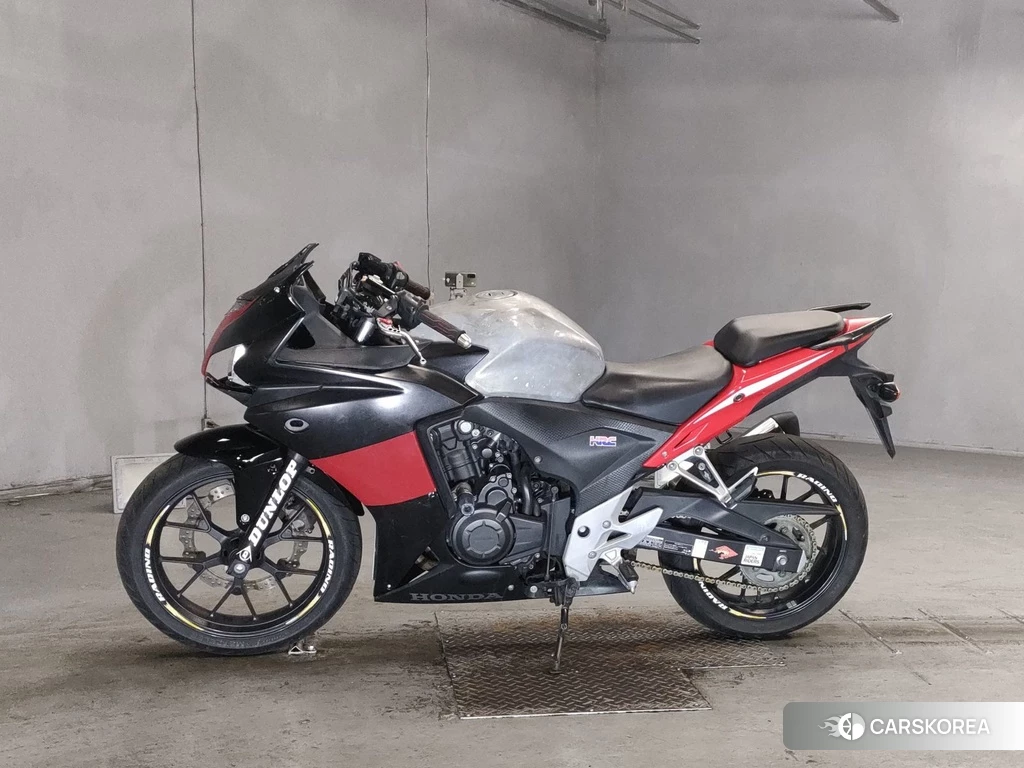 Проданный Honda CBR400R 2014 из Японии, фото 2