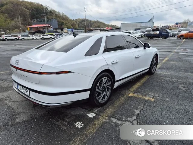 Hyundai Grandeur Hybrid (GN7) id 3081197 из Кореи 12