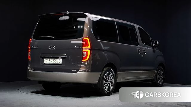 Hyundai The New Grand Starex id 4568198 из Кореи 12
