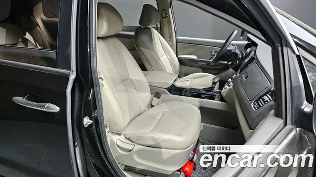 Kia All New Carnival id 2785704 из Кореи 12