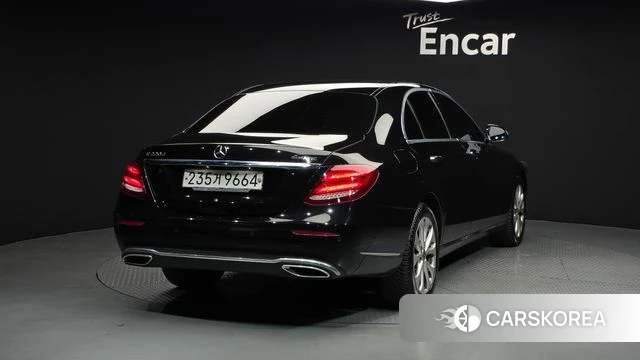 Mercedes-Benz E-Class W213 id 4284530 из Кореи 12