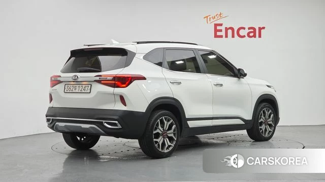 Kia Seltos id 4268271 из Кореи 12