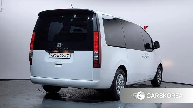 Hyundai Staria id 4308315 из Кореи 12