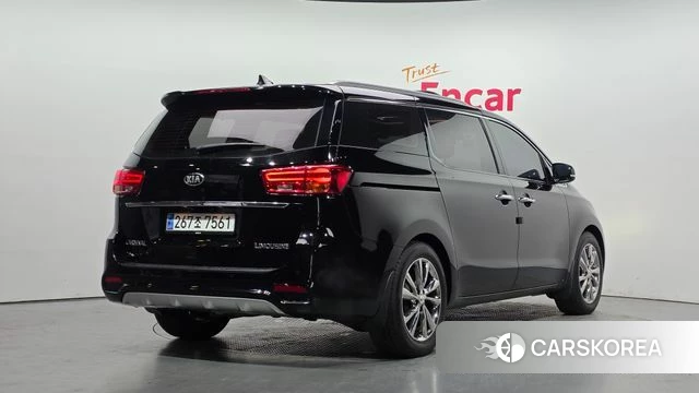 Kia The New Carnival id 4424954 из Кореи 12