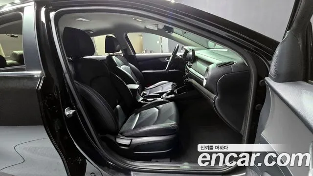 Kia Come New K3 id 2579445 из Кореи 12