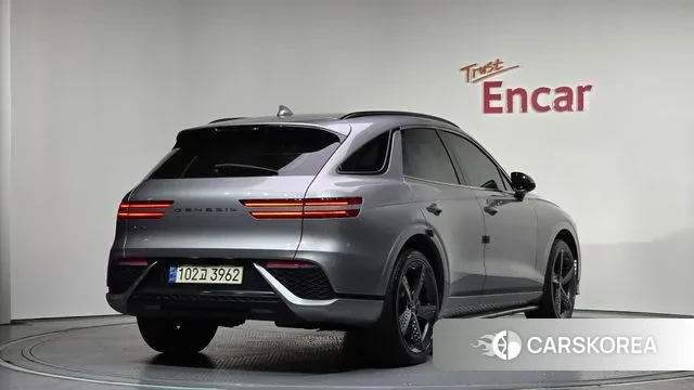 Genesis GV70 id 3701925 из Кореи 12