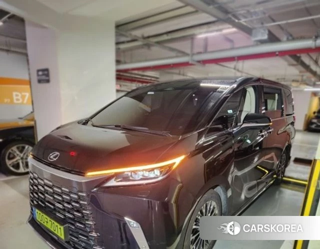 Lexus LM Second Generation 2025 Черный из Кореи, фото 6