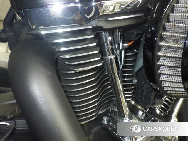 Engine photo