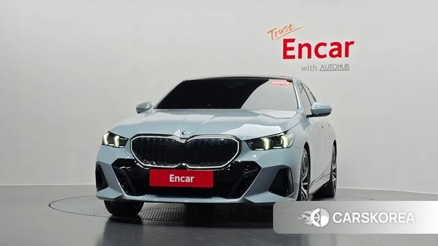 BMW 5 Series (G60) id 4533035 из Кореи 12