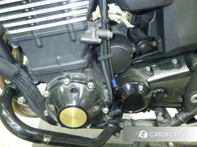 Engine photo