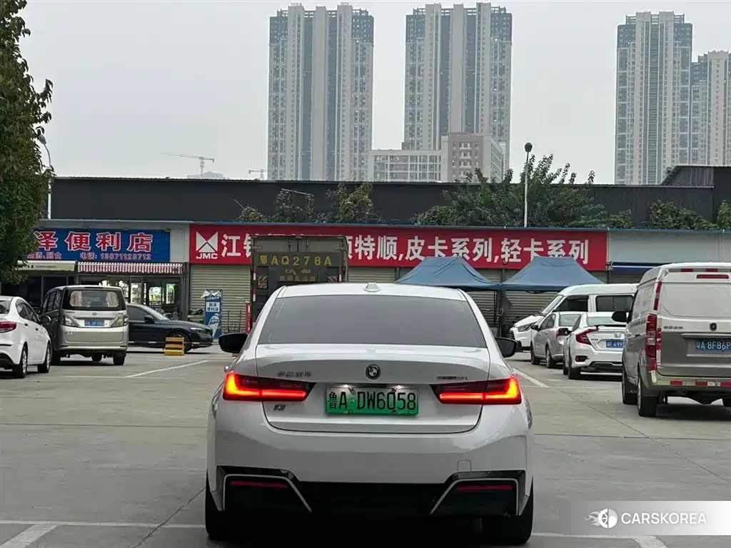 BMW i3 2023 Белый из Китая, фото 2