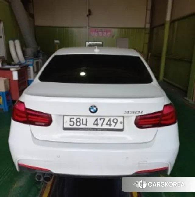 BMW 3 Series (F30) 2018 Белый из Кореи, фото 2