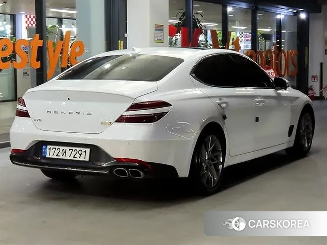 Genesis The New G70 id 3757456 из Кореи 12