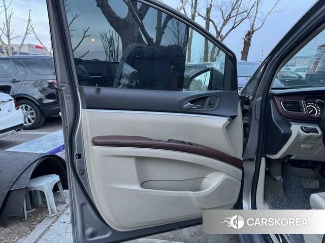 Buick GL8 id 4253478 из Китая 8