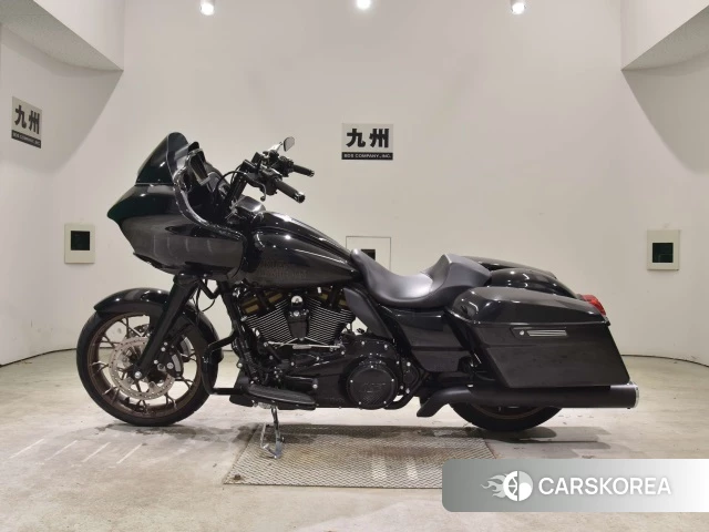 Harley-Davidson Road Glide ST FLTRXST1920 2023 из Японии, фото 4