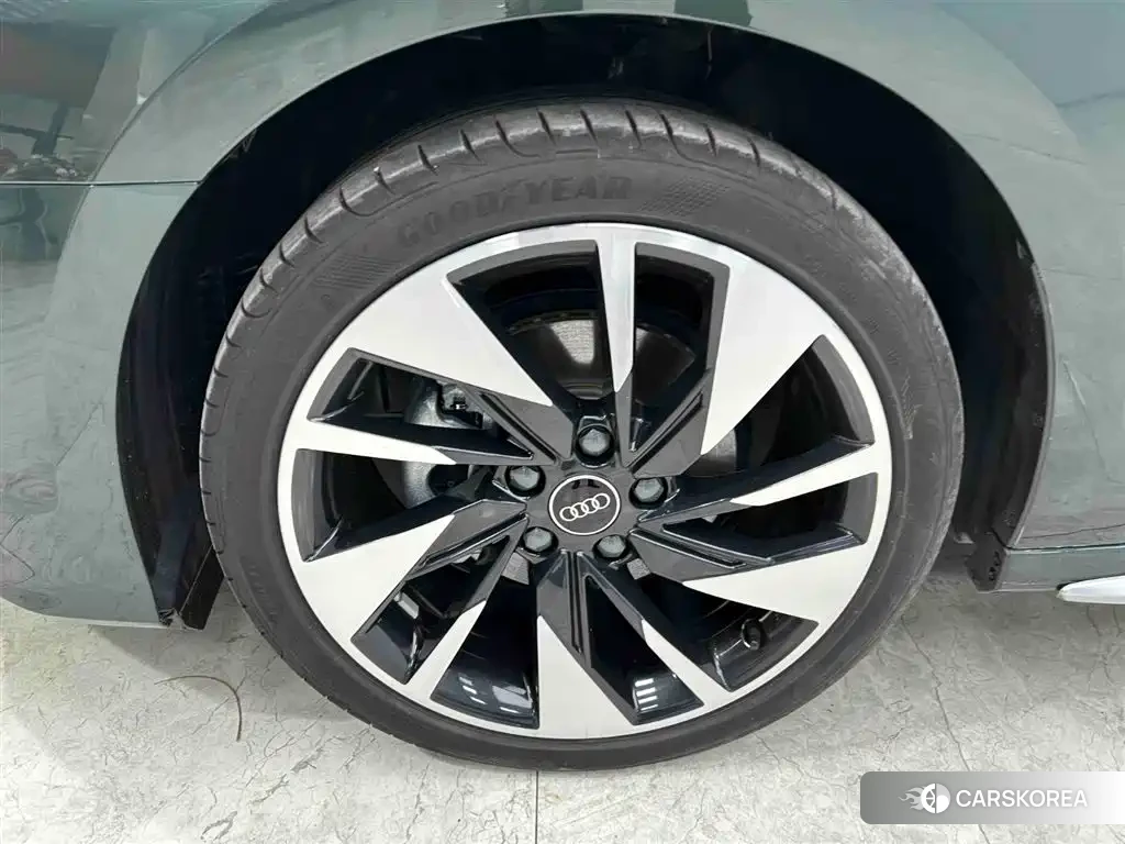 Audi A3 id 4686275 из Китая 12