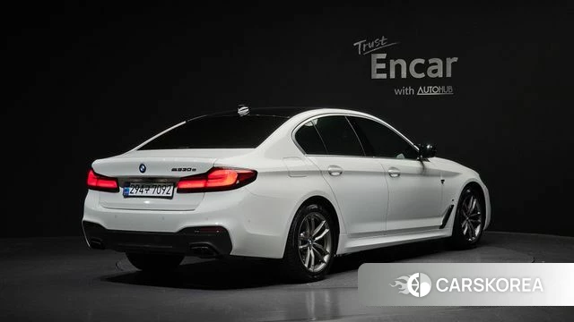 BMW 5 Series (G30) id 4019751 из Кореи 12