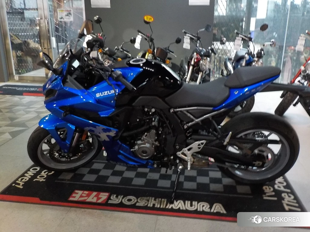 Проданный Suzuki GSX-8R 2024 из Японии, фото 2